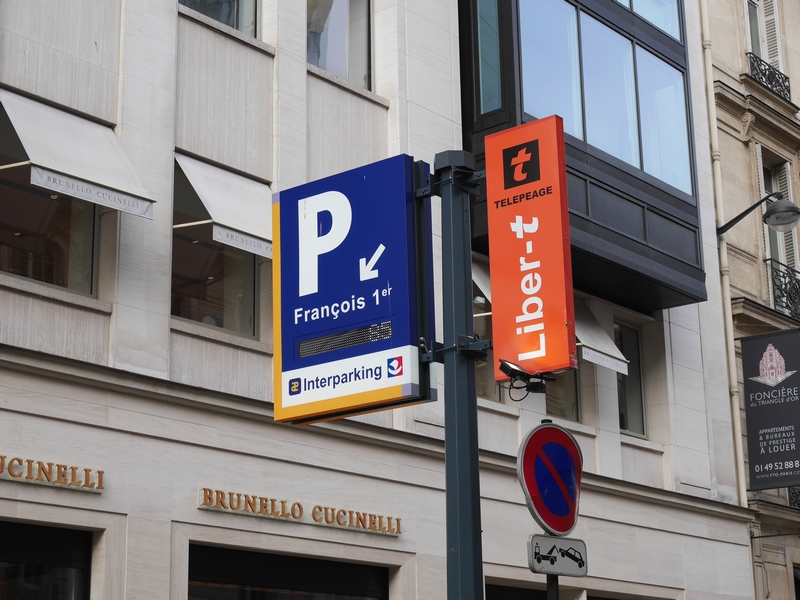 Parking Champs-Elysées François 1er Interparking